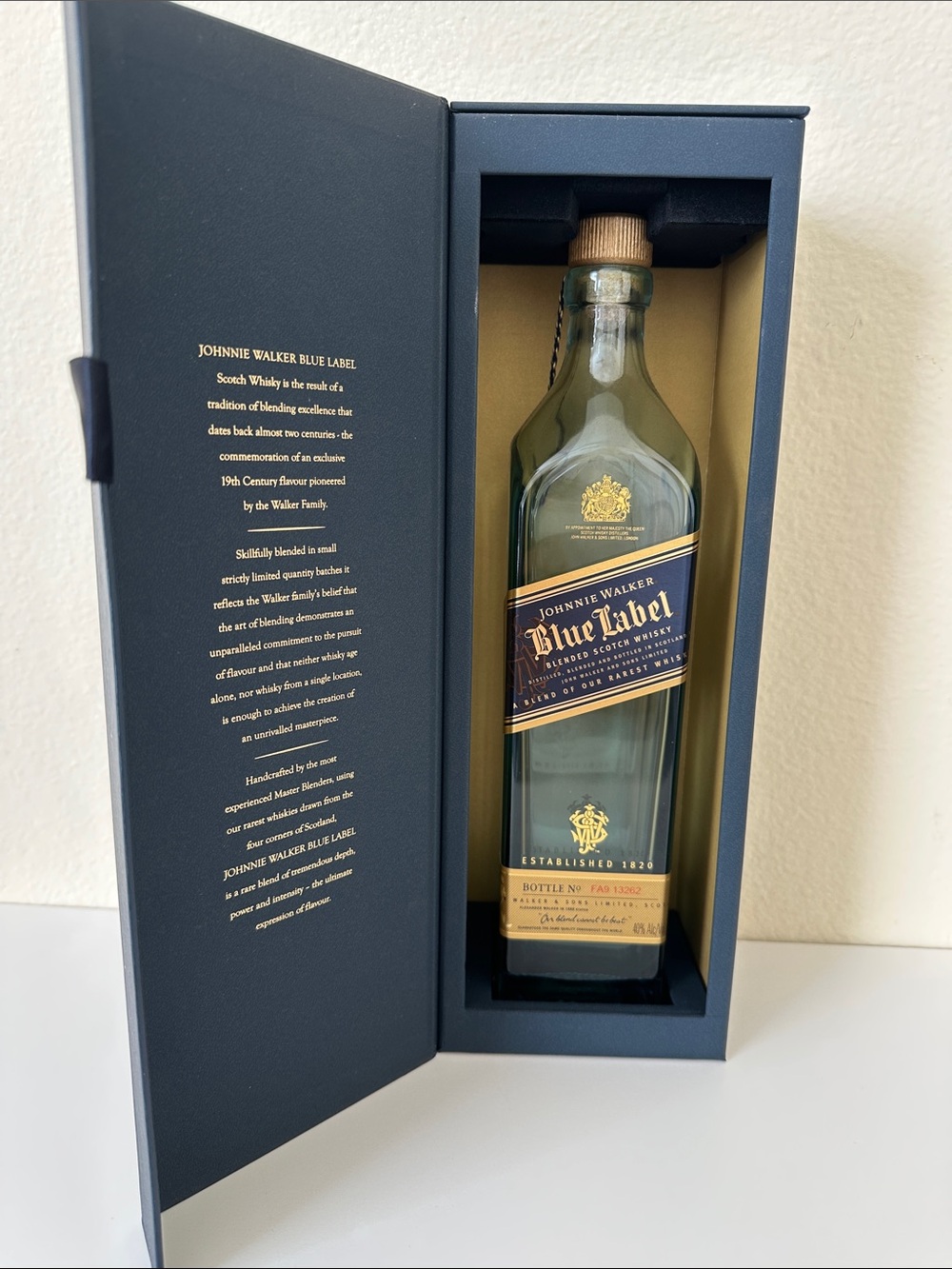 Empty Authentic Johnnie Walker Blue Label 750 ml Presentation Box